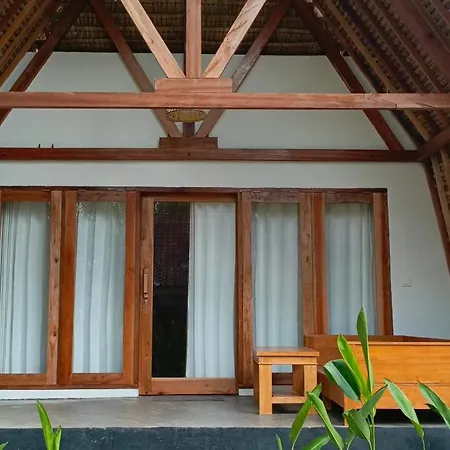 Mengalung Bungalow Kuta  Exterior foto