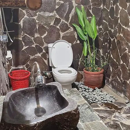 Mengalung Bungalow Kuta  Exterior foto