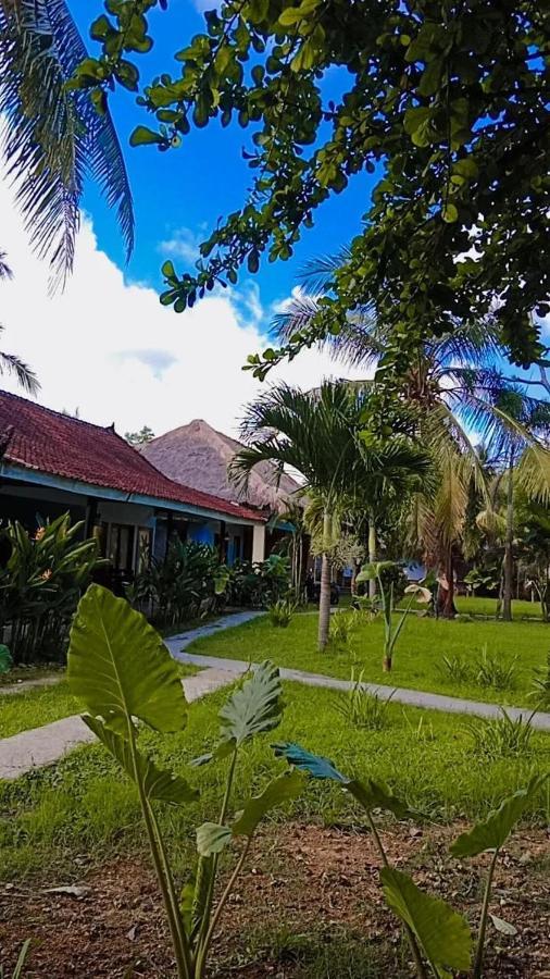 Mengalung Homestay *
