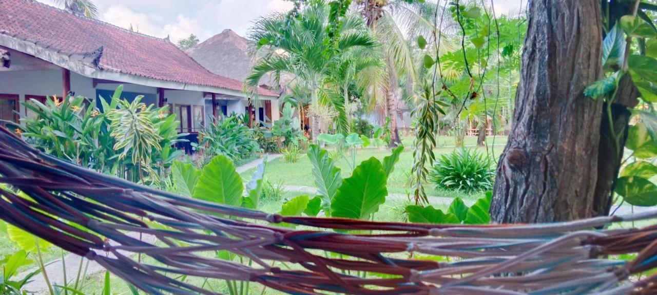 Mengalung Homestay *